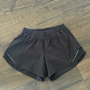 Lululemon Hotty Hot Long 4” Shorts Black Size 4 Tall